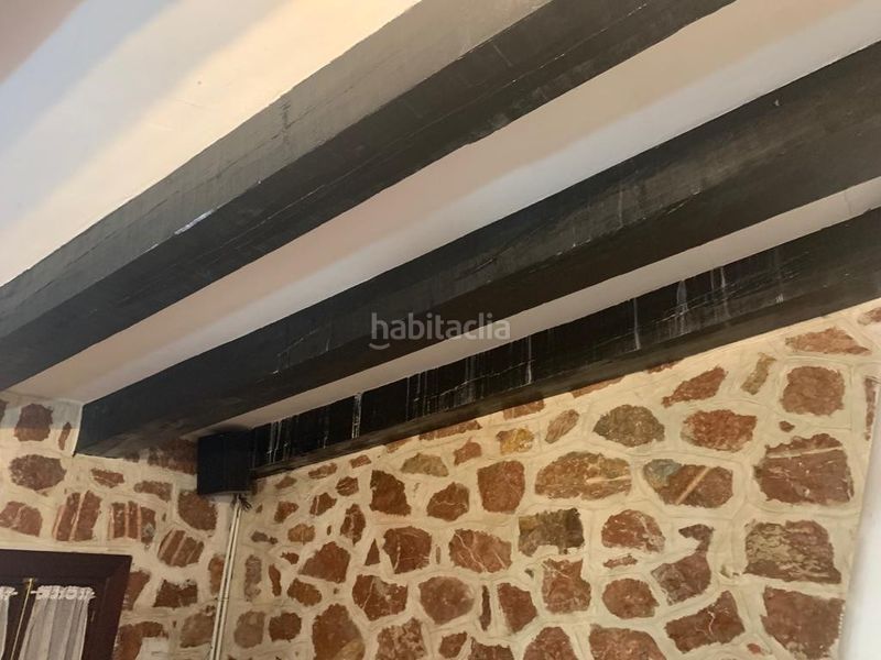 Foto a19183e7-63a8-4042-aecb-43d9e2117832. Casa amb calefacció aparcament a Novelda