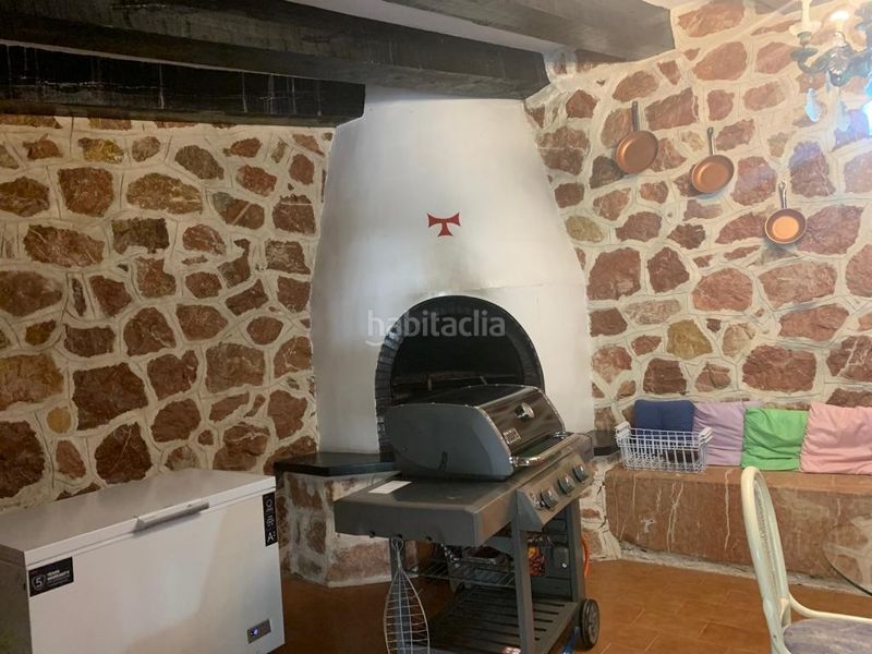 Foto a98b1ef1-3a99-40d4-8f95-0b793eadbdb7. Casa amb calefacció aparcament a Novelda