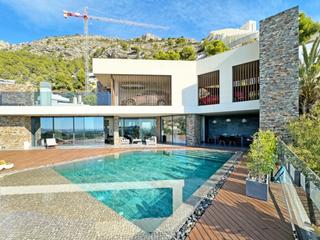 Casa en Altea Hills. Les presentamos esta impresionante villa contemporánea y elegant