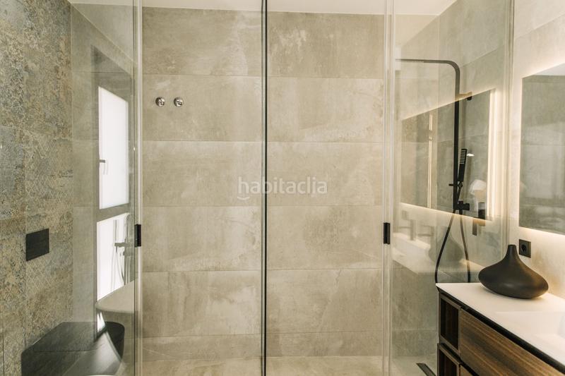 Foto 17dd7fa0-7f3d-4e12-b4aa-bc8939760b65. Casa villa de diseñonbspcon una parcela total de 408 metros cuadradosnbspcon vistas a guardamar del seguranbspy al mar mediterráneo. ti en Rojales