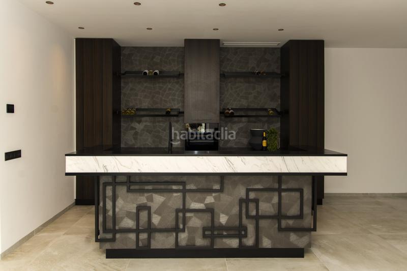 Foto 8bede1cf-2608-4b17-a53c-86847fe763f2. Casa villa de diseñonbspcon una parcela total de 408 metros cuadradosnbspcon vistas a guardamar del seguranbspy al mar mediterráneo. ti en Rojales