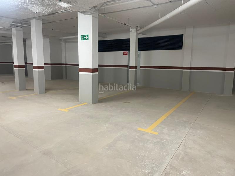 Foto fea68fb9-54da-4069-ac8e-dfdb3d276d5f. Lloguer aparcament cotxe a calle fuenlabrada 78 a Parla