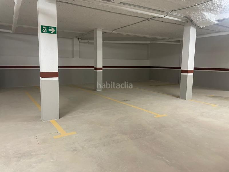 Foto 511bd5a0-0ce5-40cc-ae40-1a04943112d5. Miete autoparkplatz in calle fuenlabrada 78 in Villayuventus-Renfe Parla