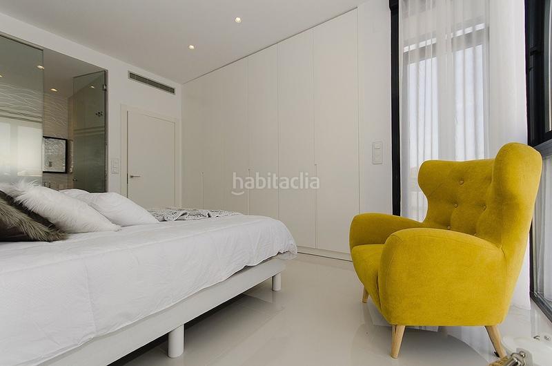 Foto 07ea8e58-1070-4ad4-bd17-b0a27ff24c5b. Chalet con parcheggio piscina in Campoamor Orihuela