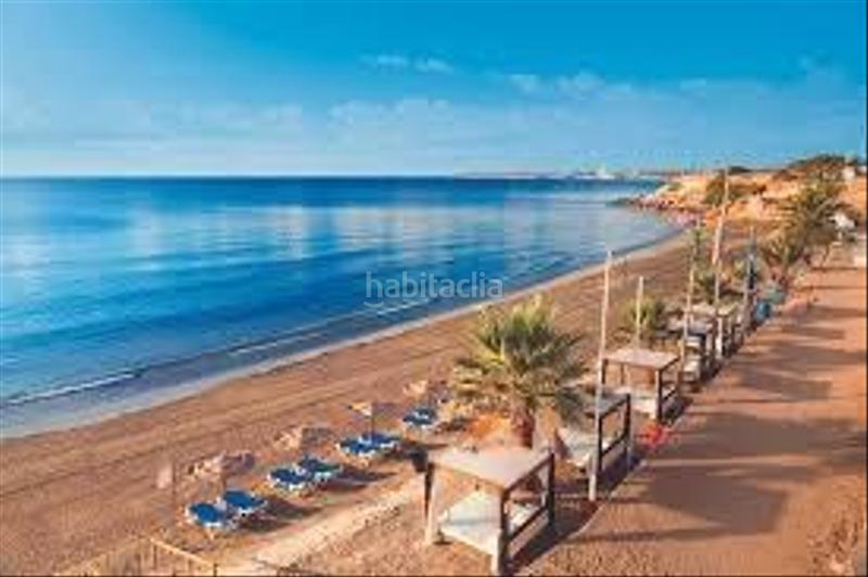 Foto bcf8c206-adfc-404e-8725-7c3a43d62320. Chalet con parcheggio piscina in Campoamor Orihuela