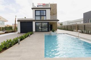 Chalet in Campoamor. Villa de lujo en orihuela costa  exclusividad y confort junto al