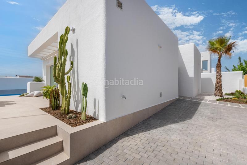 Foto b46d3e9f-723d-493e-91d7-2ff5f9c82d27. Chalet casa espectacular con estilo ibicenco en Dolores
