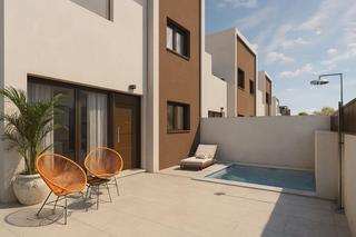 Casa pareada en Pilar de la Horadada Ciudad. Casa de ensueño con piscina privada opcional en pilar de la hora