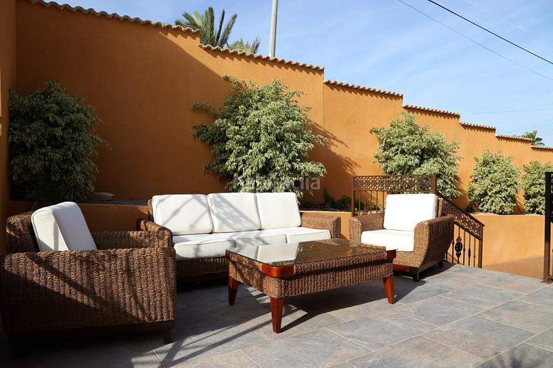 Foto 6147f24f-4280-47bd-a115-e3502056fefd. Alquiler chalet villa de estilo rustico contemporaneo en ciudad quesada en Rojales