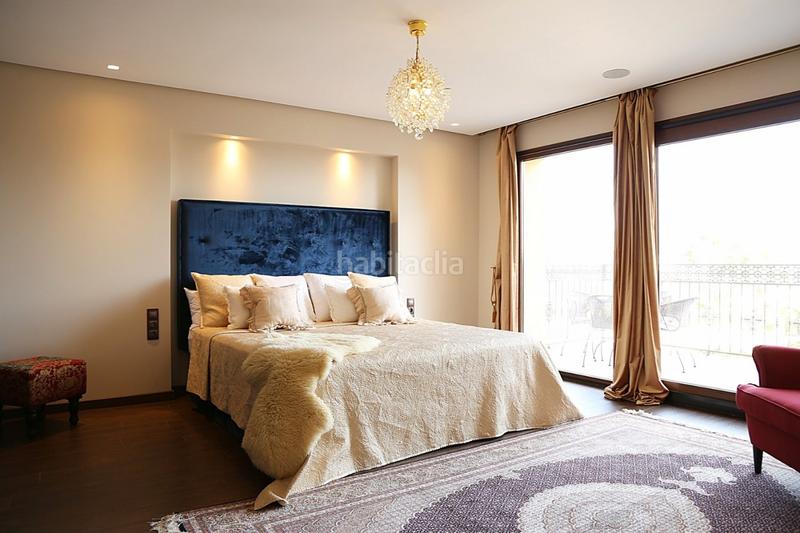 Foto b941d484-18a6-4ba9-87b0-87557e181f47. Alquiler chalet villa de estilo rustico contemporaneo en ciudad quesada en Rojales