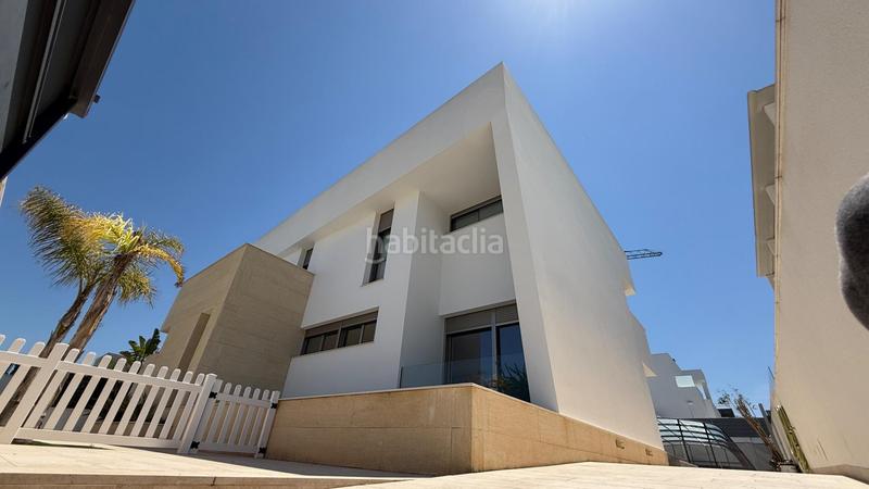 Foto 1b5998a4-3a05-492d-9392-9ac9cb87f140. Chalet un sueño hecho realidad en Benijófar