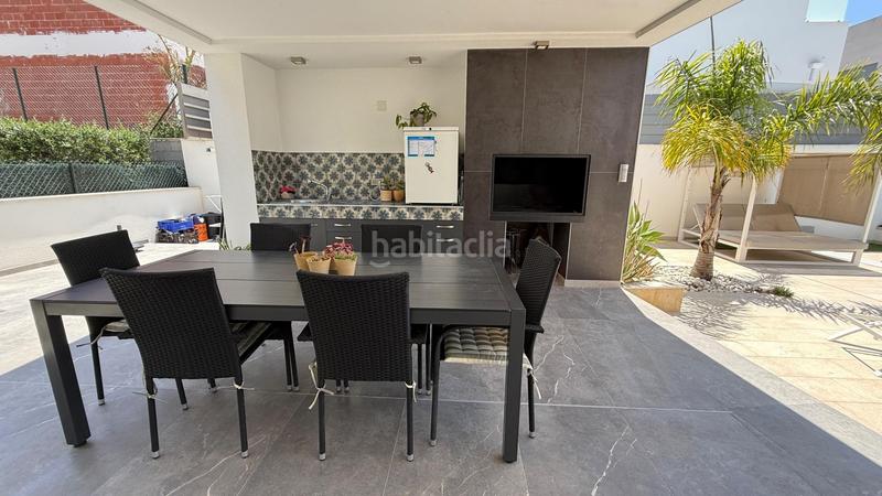 Foto 2344f2d3-df41-4bd5-aa76-60c29af64817. Chalet un sueño hecho realidad en Benijófar