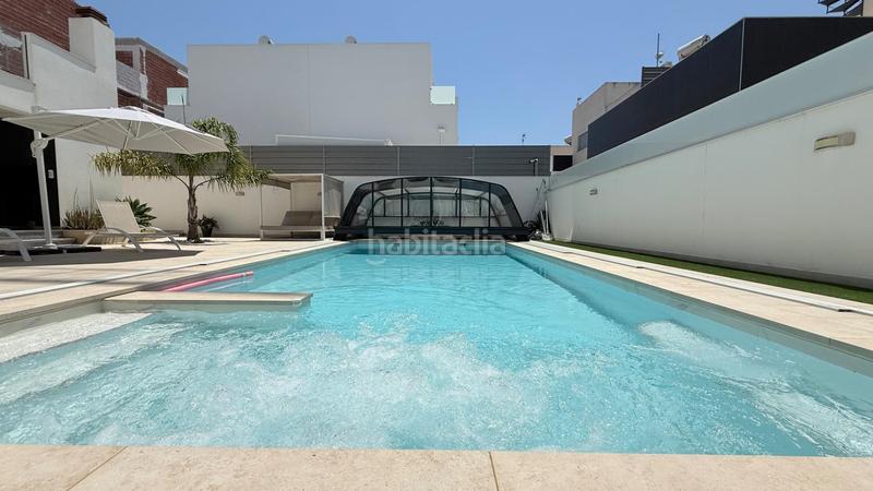 Foto 55a73170-ca70-4072-9c25-f560af2d8ee3. Chalet un sueño hecho realidad en Benijófar