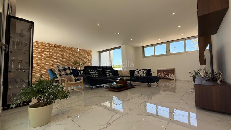Foto 663de8fb-a284-4b22-b9fe-363880cbd917. Chalet un sueño hecho realidad en Benijófar