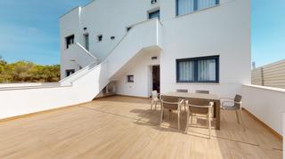 Casa  Calle teulada. Tu refugio mediterráneo en los balcones una casa que lo tiene to