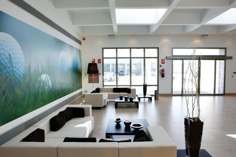 Foto e4011312-b02e-4875-9f60-cc818d77cd16. Xalet amb aparcament piscina a Monforte del Cid