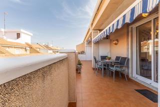 Ático  Calle calle rafal. Vive en lo más alto del confort mediterráneo