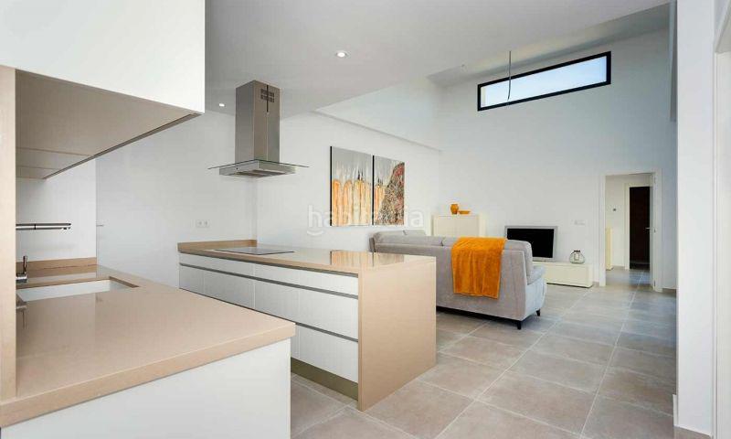 Foto b74bd982-8442-44ce-bd11-46f7df6dd169. Xalet amb aparcament piscina a Daya Nueva