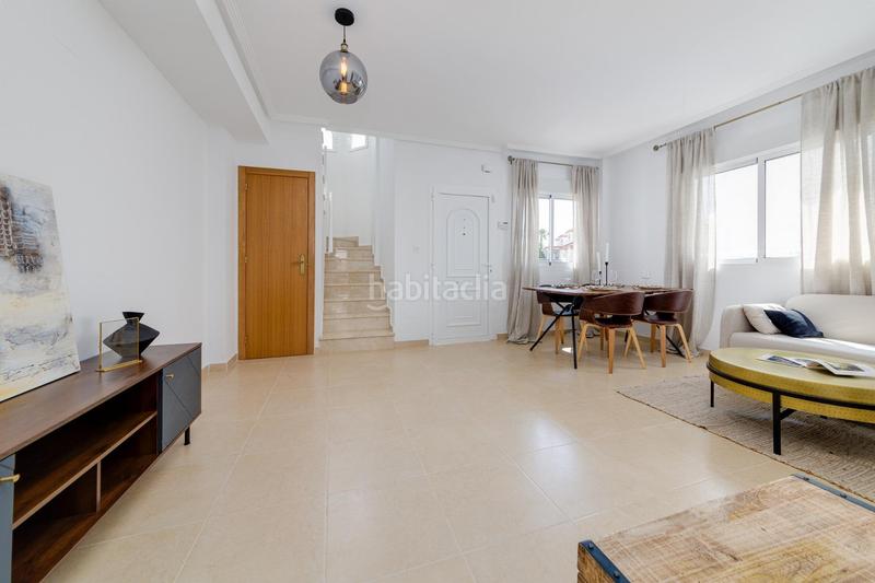 Foto 574a0b1e-b83f-4a57-a02e-9bb1f1a13aaa. Towny house with parking pool in San Fulgencio