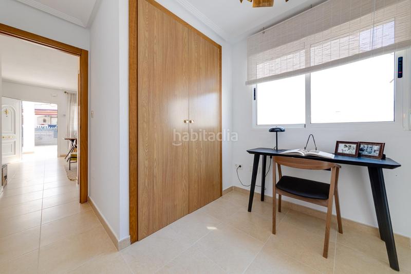 Foto b2fb9939-d879-4b3b-bf1c-2321085f9ee8. Towny house with parking pool in San Fulgencio