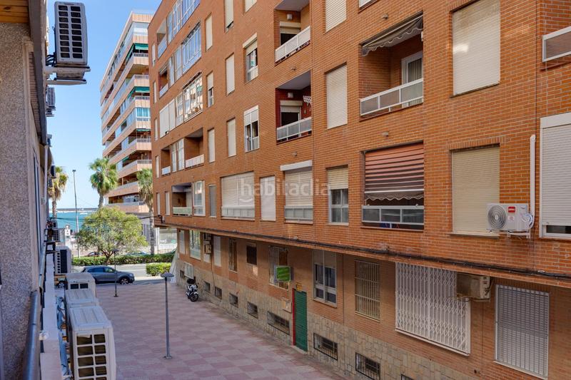 Foto e09011ff-3ed2-49f6-855d-376d3efe3f6d. Apartament a avenida gregorio marañon a El Acequión Torrevieja