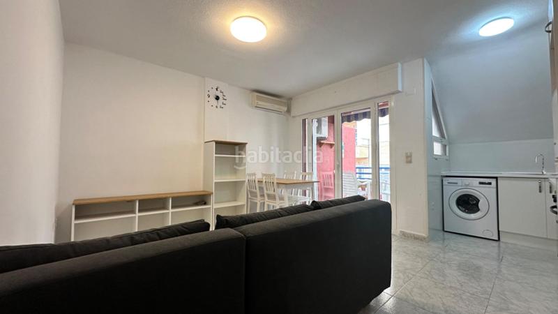 Foto 71255964-c7df-4482-92d5-a0093f1237e5. Rent penthouse in calle gumersindo 34 in Las Piscinas Naturales Torrevieja