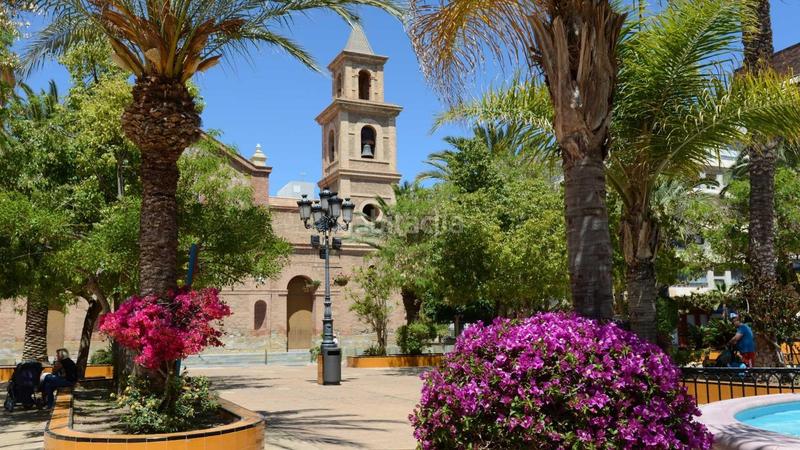 Foto d481b562-7b18-4069-a8a7-7605d10d3695. Rent penthouse in calle gumersindo 34 in Las Piscinas Naturales Torrevieja