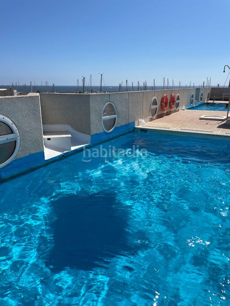 Foto 3bb68dda-db40-4300-8903-ad9ee170c9b7. Miete etagenwohnung mit heizung pool in Almerimar Ejido (El)