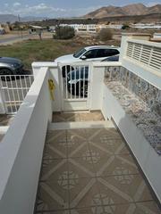 Lloguer Loft  Calle chirivel. Se alquila piso en balanegra todo el año