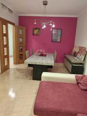 Appartement  Calle menéndez pelayo 101. ¡se vende piso en muy buena zona!