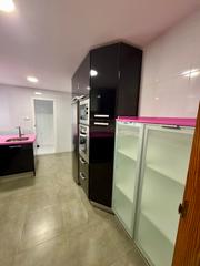 Miete Etagenwohnung in Calle almería 86. Se alquila piso en pleno centro de el ejido