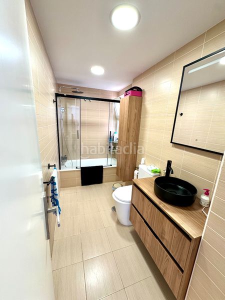 Foto 03d5f747-96f5-4b98-9ed2-0eb58d00b24f. Flat with heating parking pool in Almerimar Ejido (El)