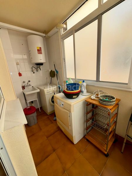 Foto 4551fd57-7bf8-4f36-af8c-f432da40ee44. Miete etagenwohnung mit heizung parking pool in Almerimar Ejido (El)
