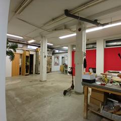 Geschäftsraum in La Florida. Nave diafana con vado