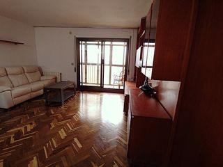 Miete Etagenwohnung  Plaça de trafalgar. Piso alto con terraza y vistas