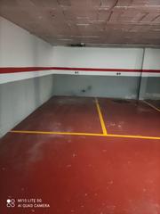 Lloguer Aparcament cotxe a Carrer abat oliba 39