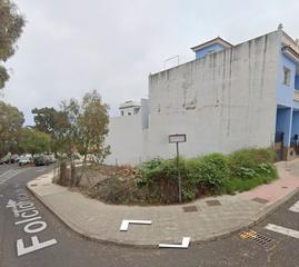 Terreno residencial en Calle jorge díaz pérez 32. Se vende solar en esquina en urbanizacion la marzagana