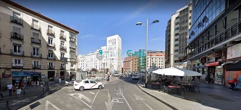 Foto b5cb72c5-2aa5-4062-9c3d-8c36f291fc2b. Local comercial amb calefacció a Palacio Madrid
