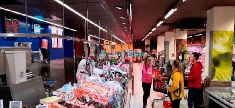 Foto 289626e6-7dca-4f4e-9b47-dc5dd729564e. Geschäftsraum mit heizung in Gondomar