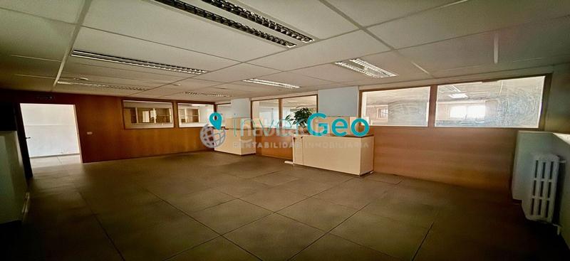 Foto acec5280-6595-43a2-85f8-6d92d1783219. Local comercial exclusiva - venta local acera de recoletos, . en Valladolid