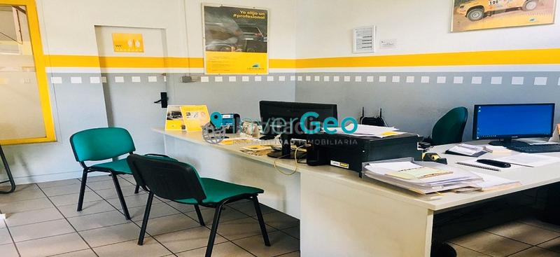 Foto 52a606b5-c8a3-415a-aae4-d596bb085aa6. Rent business premise in paseo del hospital militar 19 in Valladolid