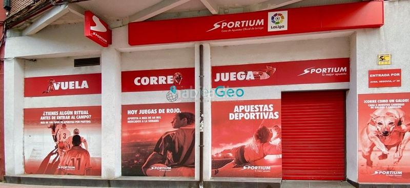 Foto b8ce332f-ca9d-4f62-b77a-8a1235bba698. Local comercial  en avenida segovia. en Valladolid