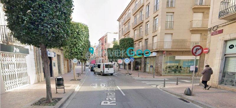 Foto 42263b4a-3835-4f71-8dcf-2a0ab2c18a00. Local comercial a Centre Reus