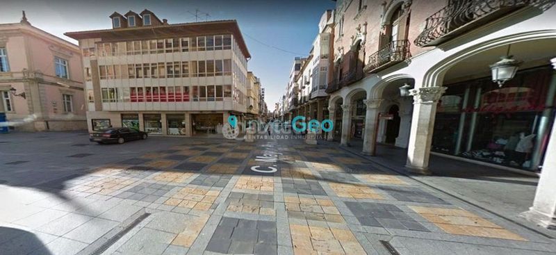 Foto cc05b5ef-2fec-4ae1-851f-c632983c6564. Local comercial a Centro Palencia