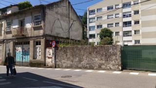 Maison jumelée à Camiño da seara 8. Venta de casa a reformar en camiño seara