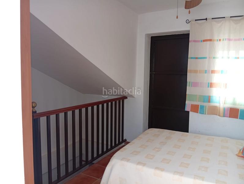 Foto 058b5f0c-dda4-4014-84f2-d97601f0f82e. Casa adosada en calle los rosales 5 dúplex con garaje en Chipiona