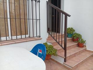 Casa adossada a Calle los rosales 5. Dúplex con garaje