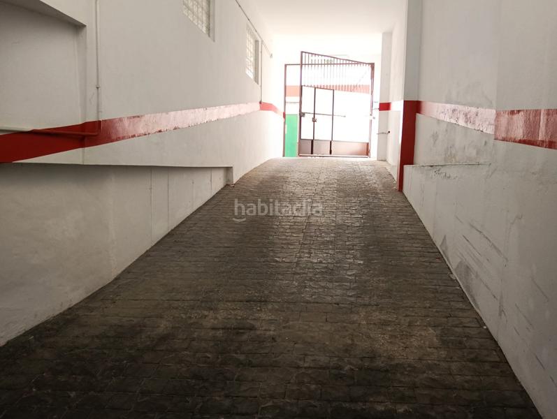 Foto 890b2657-72cd-4625-bfc3-3d0fdc0164ee. Aparcament cotxe a Centro Chipiona