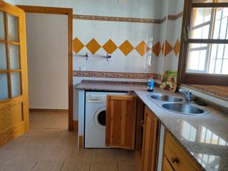 Casa  Avenida de los cangrejos. Dos viviendas en la zona de regla