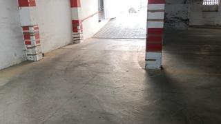 Autoparkplatz  Avenida nuestra señora de regla. Plaza de garaje junto al santuario de regla